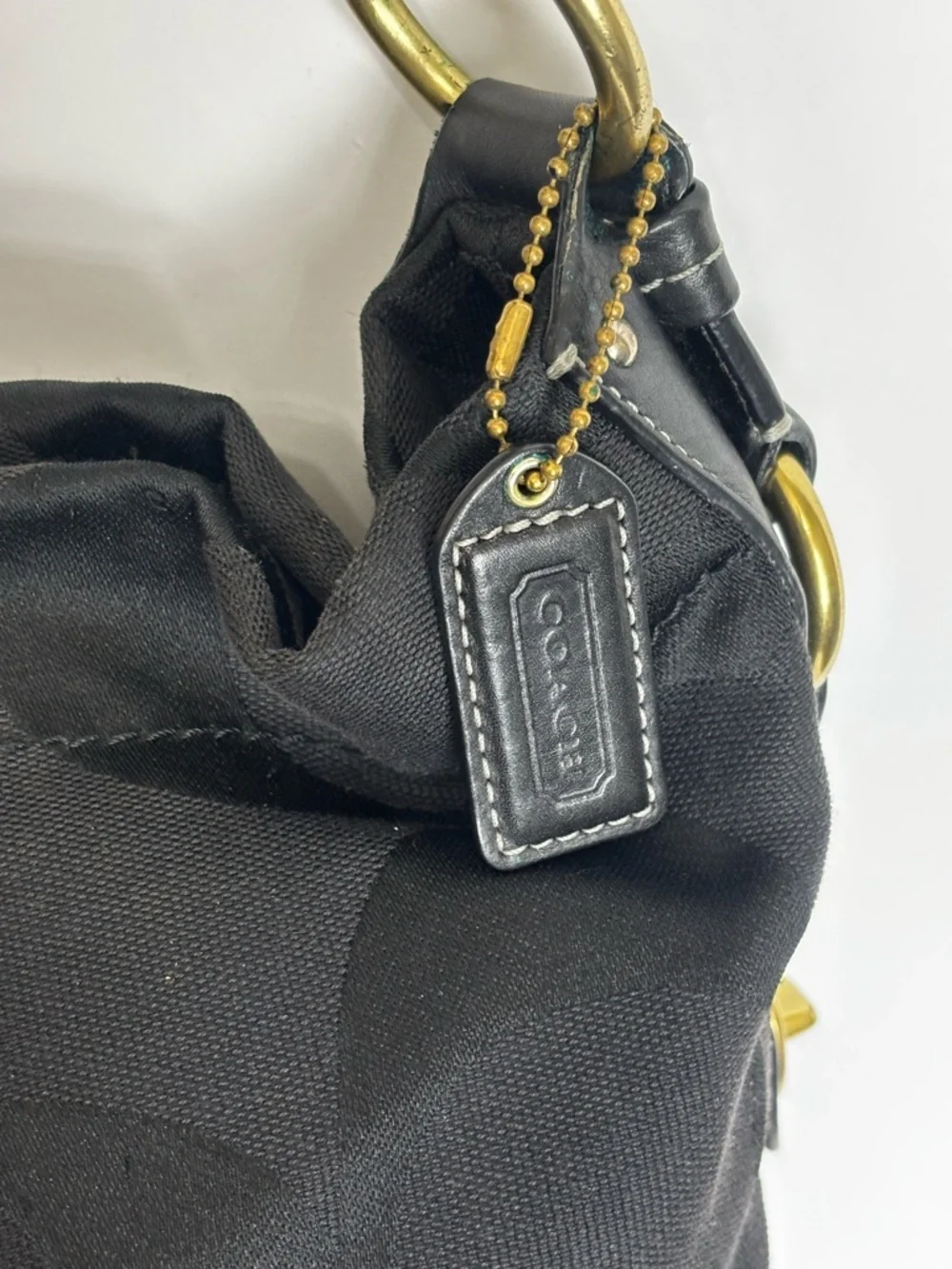 Coach Vintage Hobo Shoulder Bag in Black Canvas with Leather Straps - Picture 4 of 9